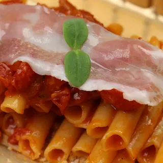 Pasta lardiata