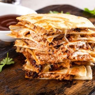 QUESADILLA PULLED PORK