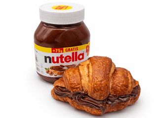 Великий Круассан з Нутеллою (190 гg)