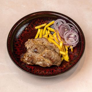 Svinjski vrat sa pomfritom