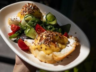 Яйця Бенедикт з лососем (330g)