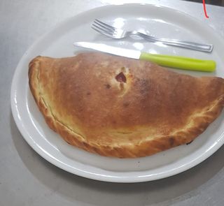 Calzone + lattina coca