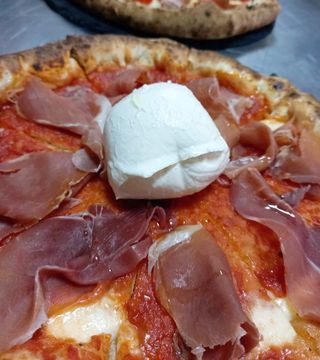 Pizza Cabernet Franc