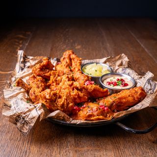 КРИЛЦА МЕЦИ