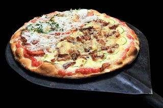 Pizza pancetta e zucchine XL