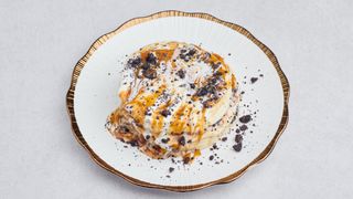 Naleśnik z kremem miodowym