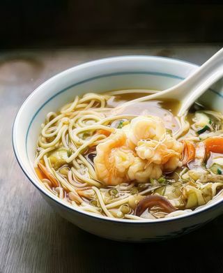 176. Ramen con frutti di mare
