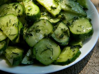 Салат з бочкових огірків (200г)