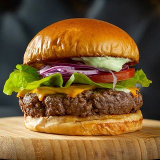 Cheese Burger avec frites