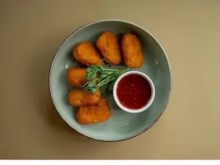 Нагетси з соусом (150г+50g)