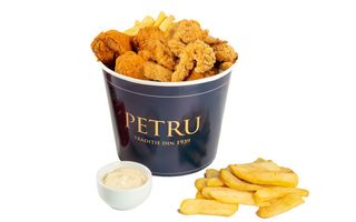 Bucket Mix (Crispy și aripioare) Cu Sos