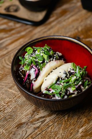 BUŁECZKI BAO Z WARZYWAMI TERIYAKI