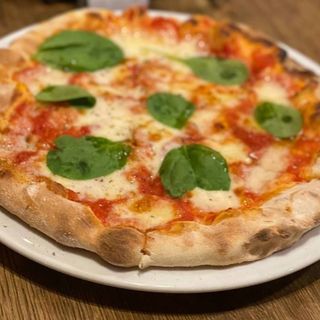 Піца Маргарита (210г) 22см