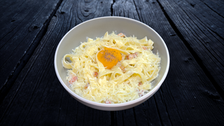 პასტა კარბონარა