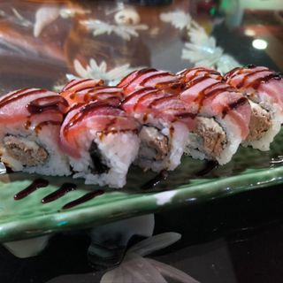 J56A Uramaki tonno cotto scottato