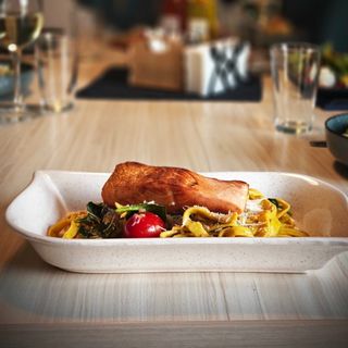 Лимонова паста със сьомга  350г