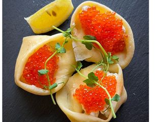 Naleśniki z czerwonym kawiorem 3 szt