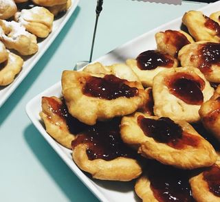 6 мини мекички със сладко 