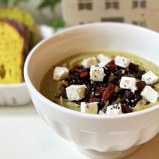 SUPER SOUP ZUCCHINE, SPINACI E BASILICO