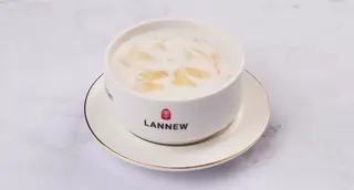 Deser kokosowy z tapioką i ananasem（026c）