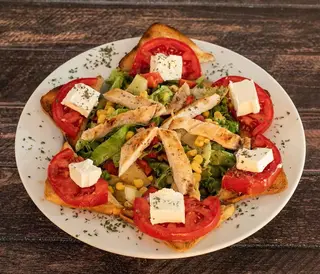 Salata sa piletinom