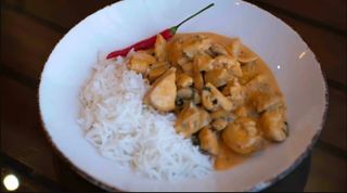 Курица карри в сливочном соусе