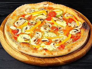 Піца Віченца 30см (600)