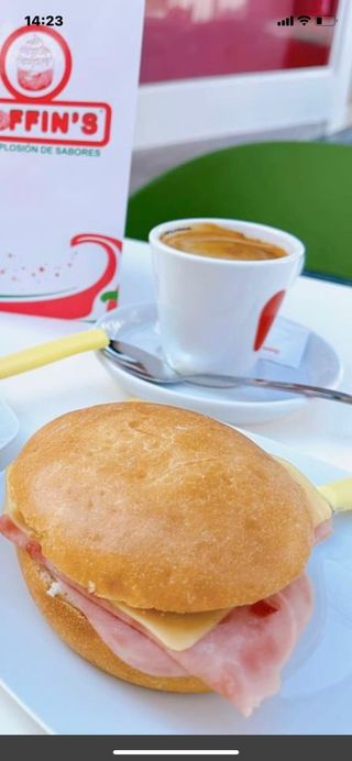 Bocadillo Mixto Jamón York Y Queso