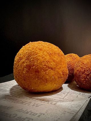 Arancino di riso al ragù