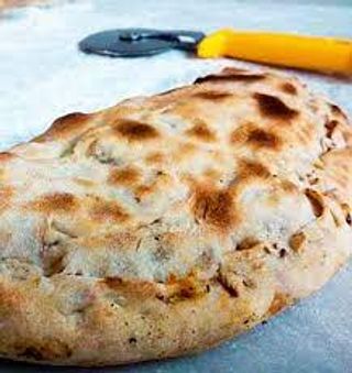 Calzone con Coca - Cola e patatine