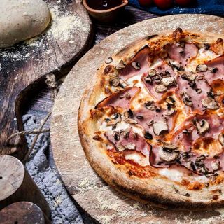 Пица Капричоза (30см)