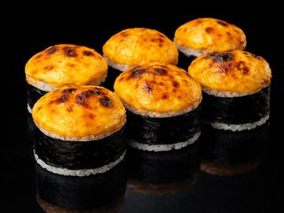 Roll Zapiekany z Krewetką 8 szt