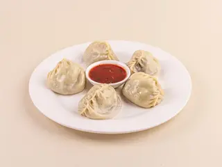Манты с мясом 5шт. 