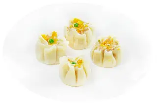 16. Shao mai ravioli di carne e gamberi