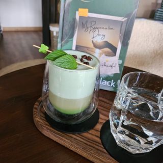 Heart chakra latte machiato