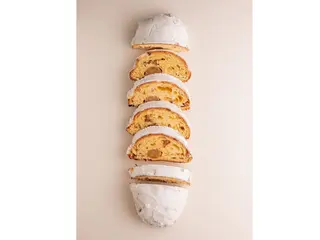 Штолен з марципановою начинкою (500g)