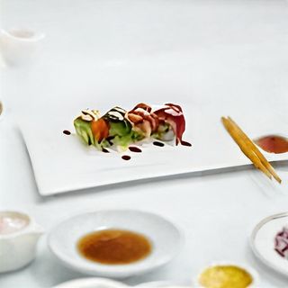 s41b. Rainbow ebi maki 4 pezzi