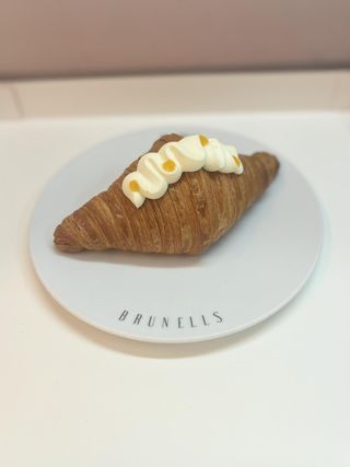 CROISSANT MANGO
