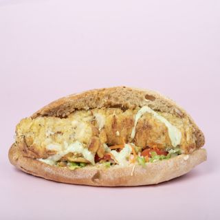  Menu Bocadillo Tortilla + Dessert   
