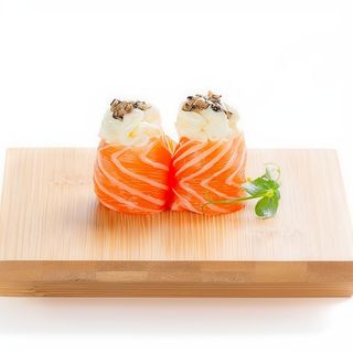 148. Gunkan sake tartufo - 2 pezzi