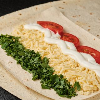 Сулугуні в лаваші