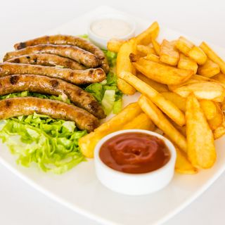 Пикантни наденички на скара (400г)