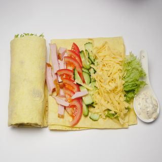 Рол з шинкою (300г)