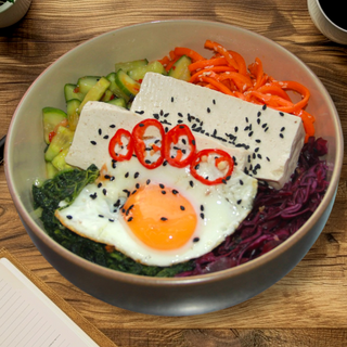 Bibimbap z tofu