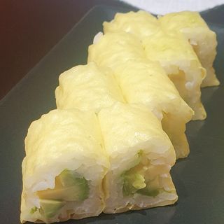 Maki de aguacate (8 piezas)