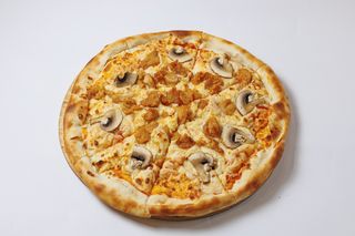Тауық ж/е саңырауқұлақпен пицца/Пицца Курица-грибы в сливочном соусе (А)