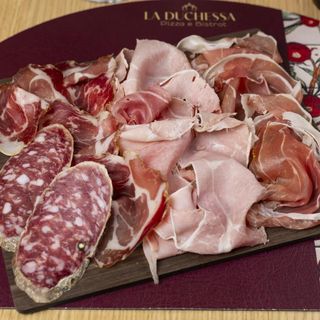 SELEZIONE DI CORTE - PERFETTO PER DUE