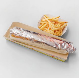 Durum + kebab + patatas + 2 bebidas