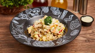 Pasta sa piletinom i povrćem 500g