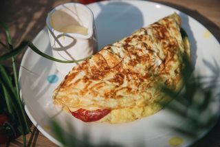 ომლეტი ისპანახით და ჩორიზოთი